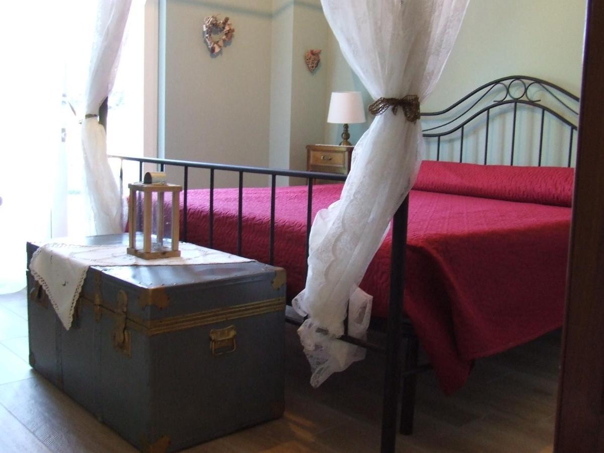 B&B Solstizio D'Estate Сан-Феличе-дель-Бенако Экстерьер фото