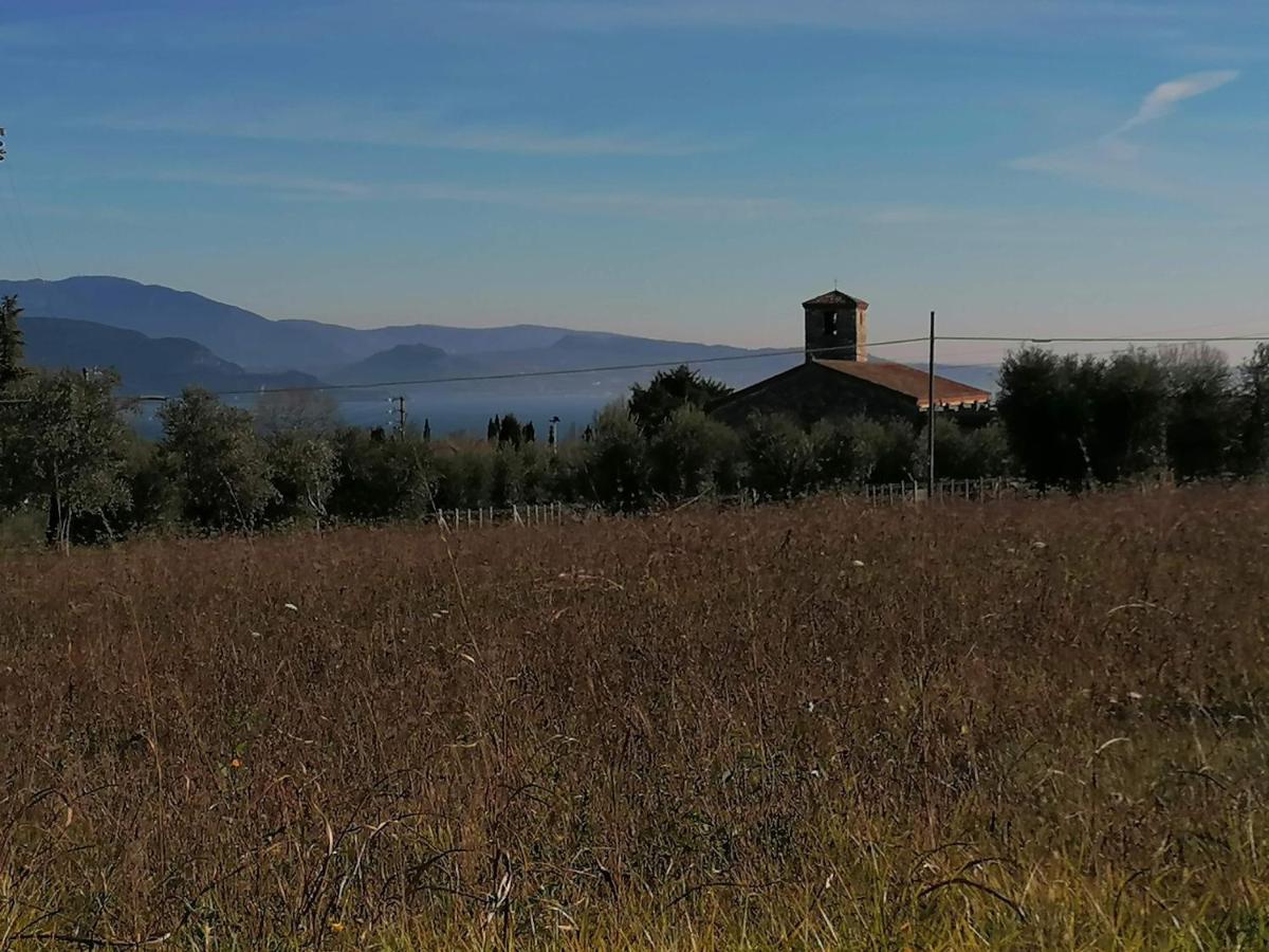 B&B Solstizio D'Estate Сан-Феличе-дель-Бенако Экстерьер фото