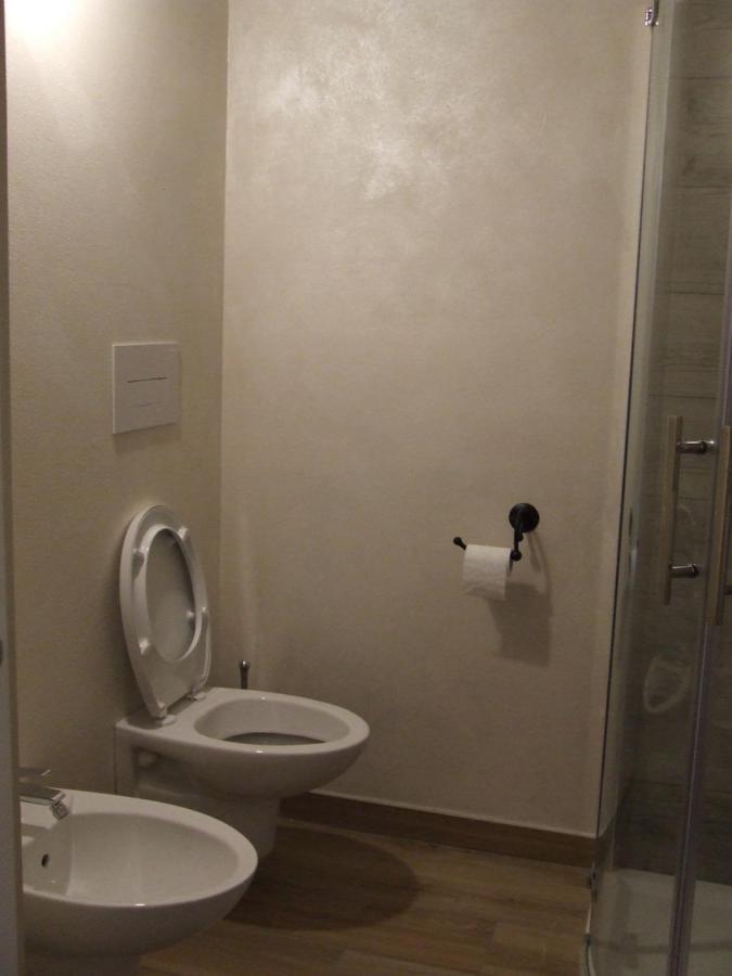 B&B Solstizio D'Estate Сан-Феличе-дель-Бенако Экстерьер фото